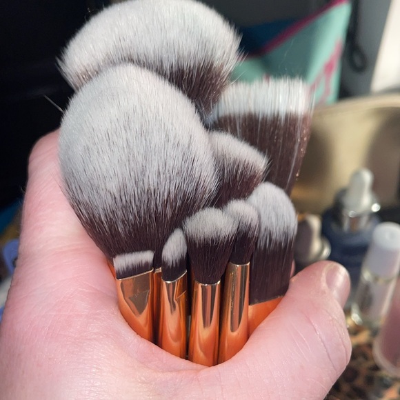 Luxie Dreamcatcher Collection 15 Piece Brush Set - Picture 4 of 5